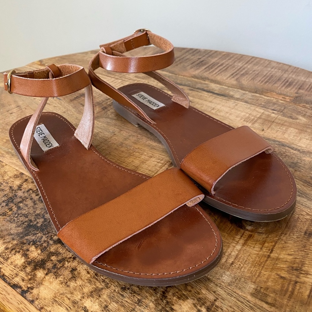 Steve Madden brown sandal 9.5